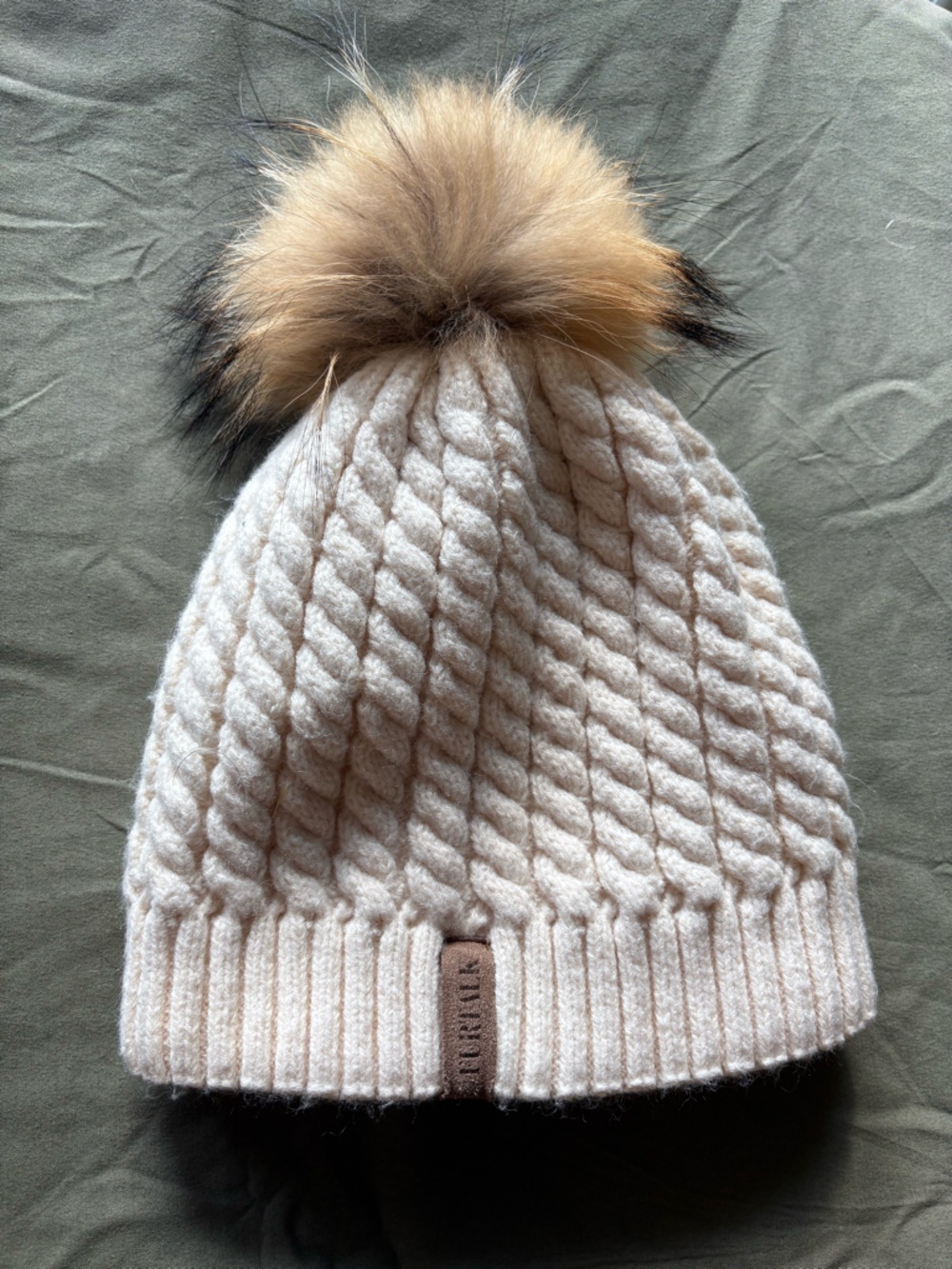 Cable-Knit Pom Beanie in Cream with Faux-Fur Pom